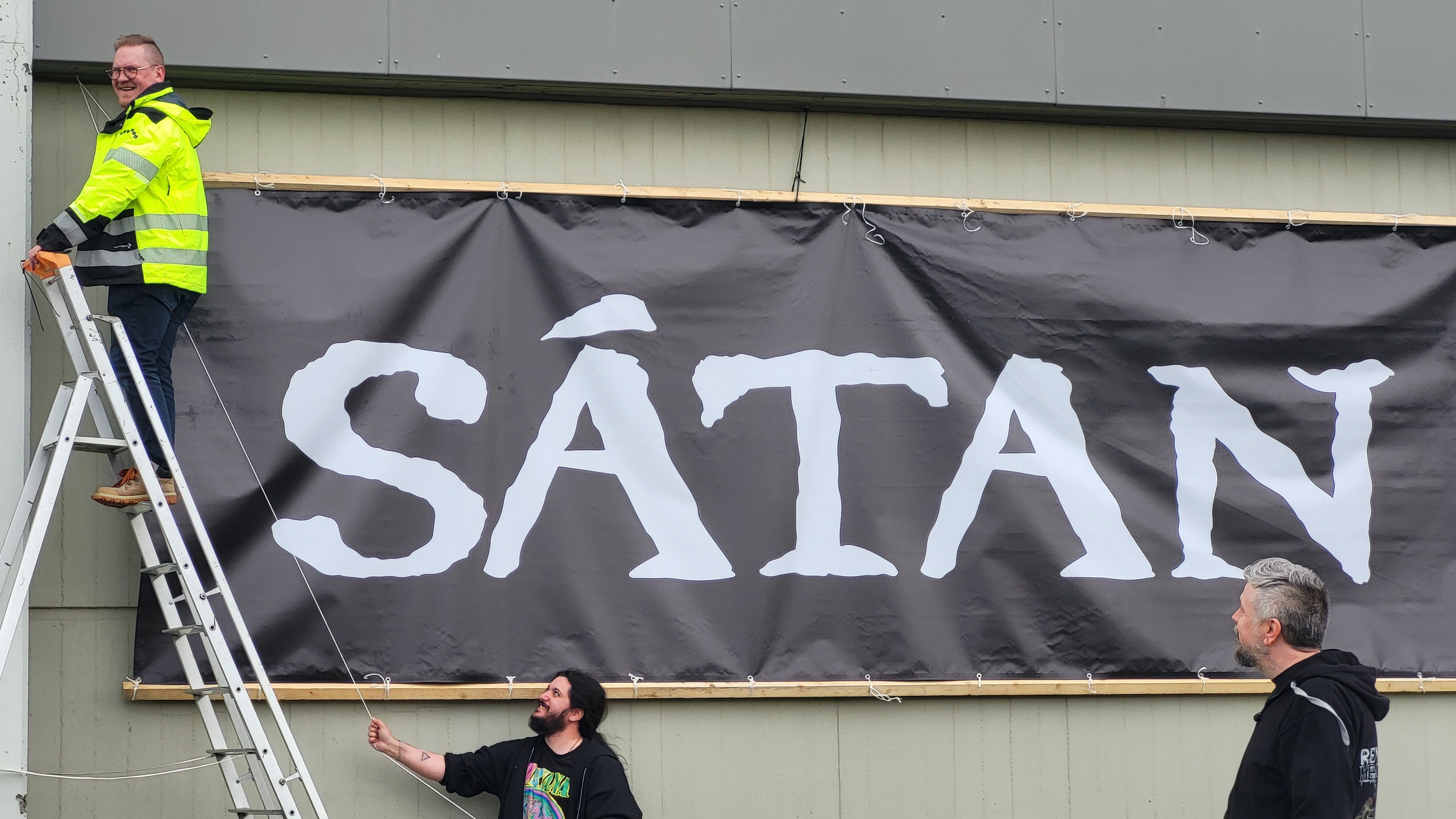 Sátan var haldin með látum í júní.