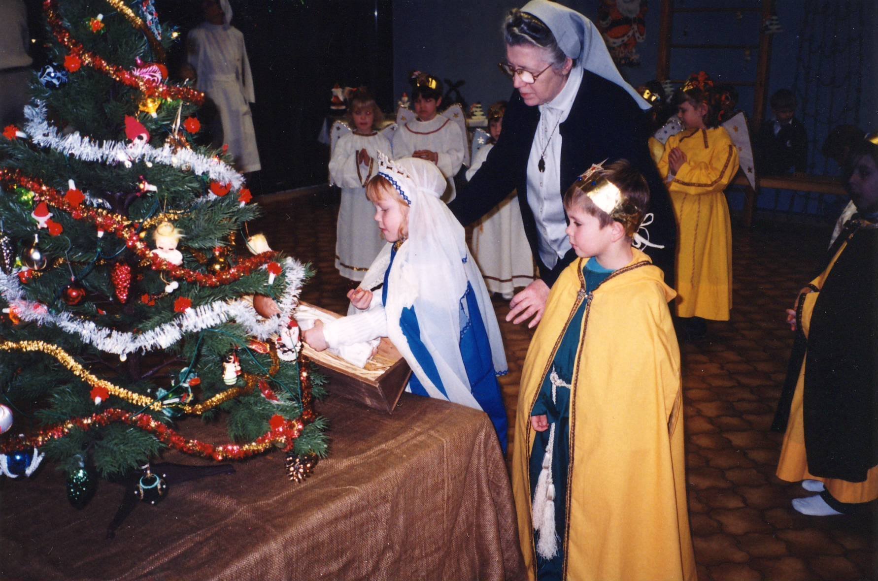 Helgileikur á Spító 1995