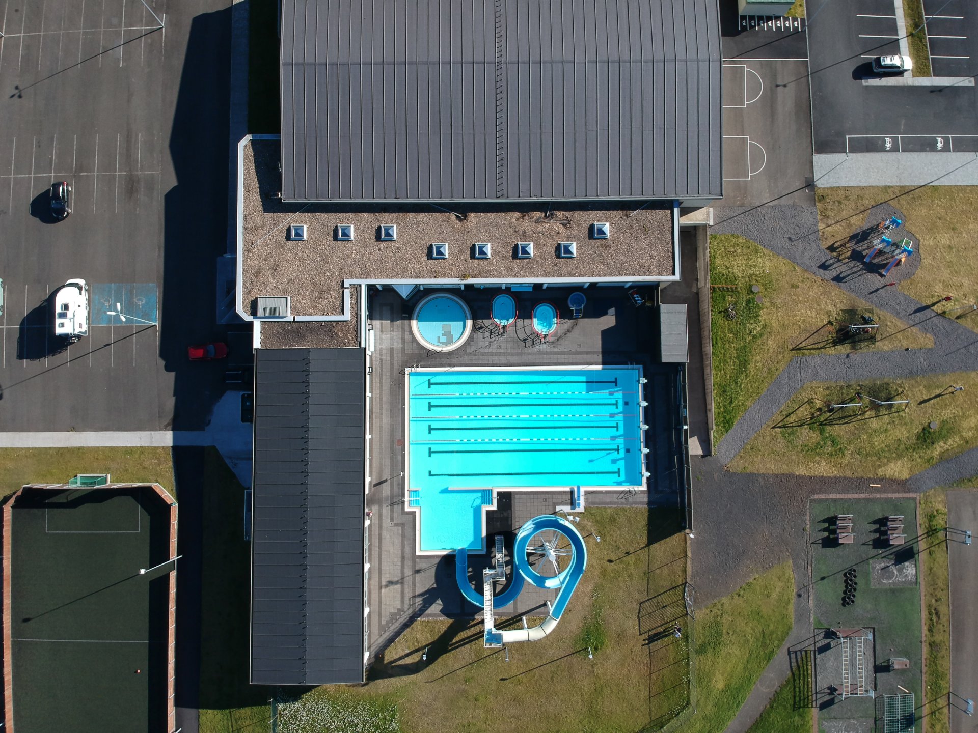 Innisundlaugin opnar