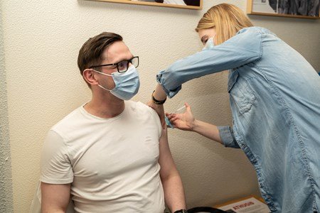 Vel gengur að bólusetja í Stykkishólmi