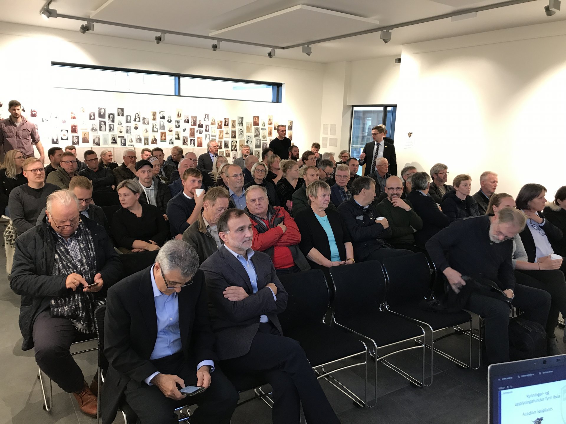 Mynd frá íbúafundi 2019