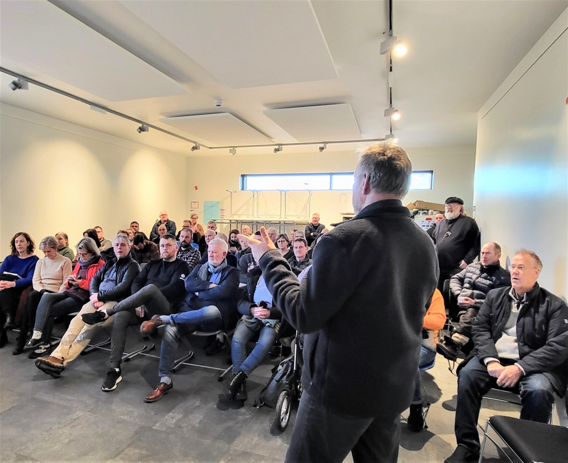 Hilmar Hallvarðsson stýrði síðasta opna fundi vegna málsins, í mars sl.