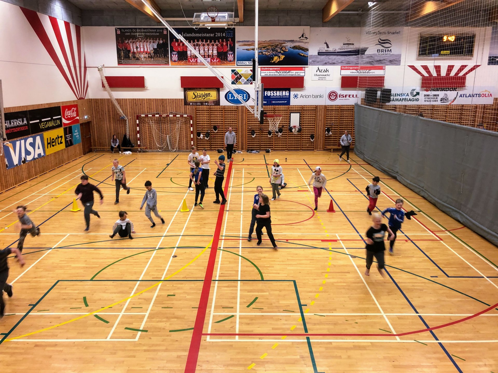 Dansýning kl. 12.30 í dag, 4. okt.