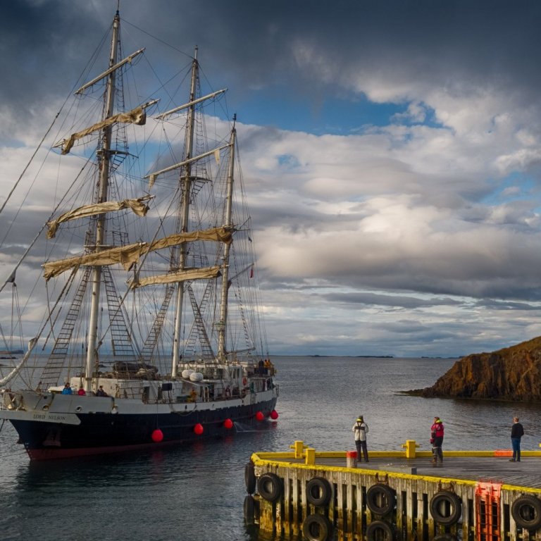 Lord Nelson í höfn í Stykkishólmi