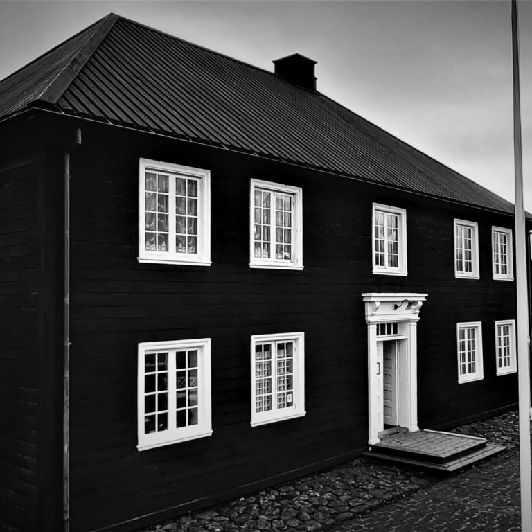 Hús hinna framliðnu verður opið 2. nóvember kl. 18-20