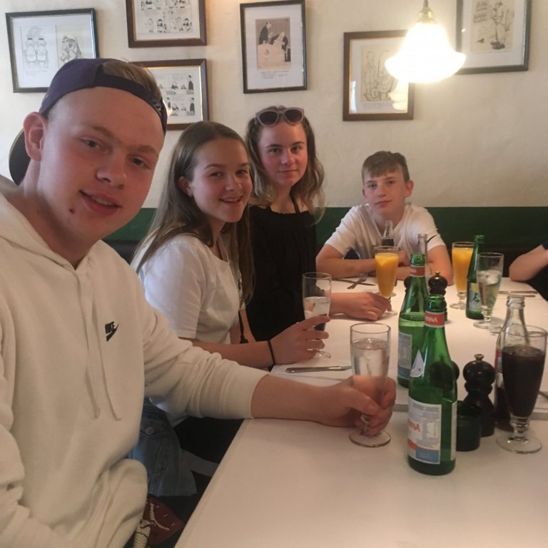 9. bekkur í Smørrebrød