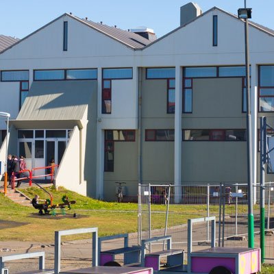 Útboð 1. áfanga endurgerðar lóðar Grunnskóla og Amtsbókasafns