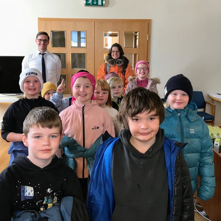 3. bekkur heimsótti bæjarstjóra í Ráðhúsið