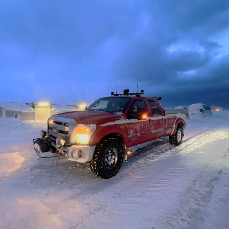 Berserkir leita að fundargerðabók