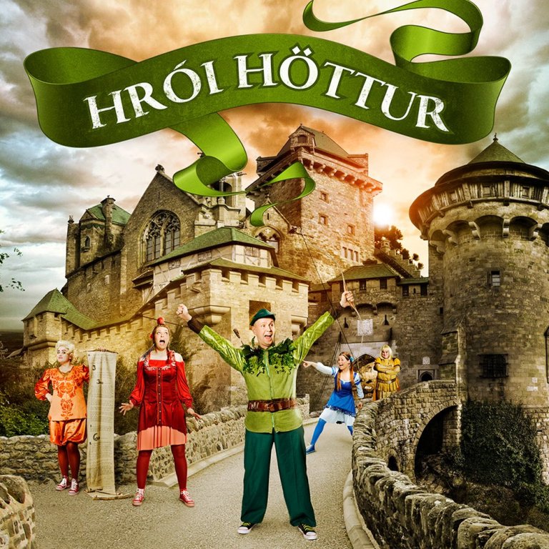 Lotta sýnir Hróa Hött á sjómannadaginn