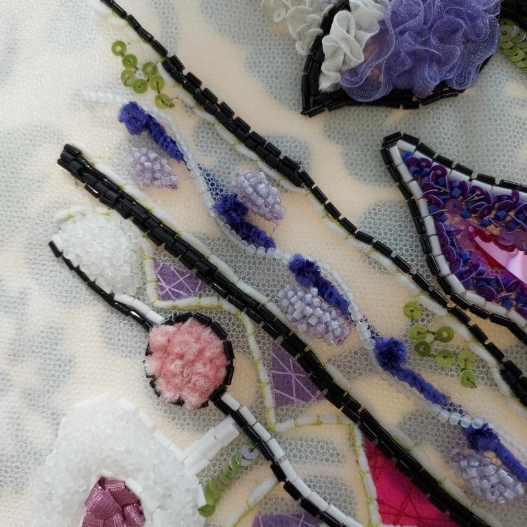 Dansandi nálar - útsaumur frá París eftir Guðrúnu Elenu